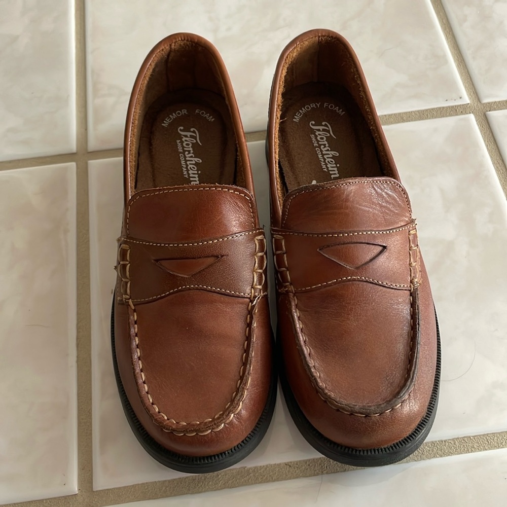 GUC - Florsheim - memory foam loafers